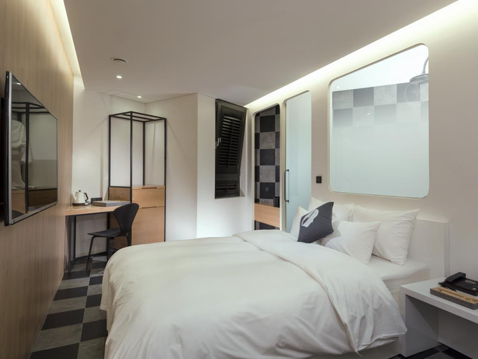 Bedroom 6