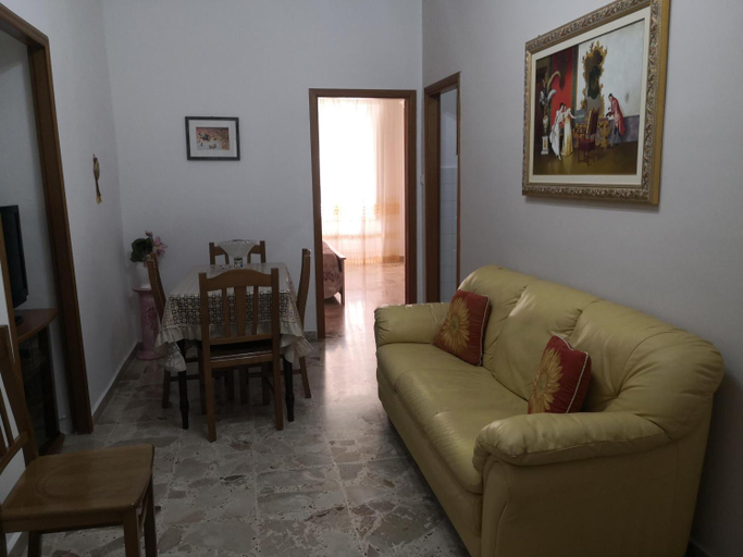 4, Casa Zia Pina, Messina