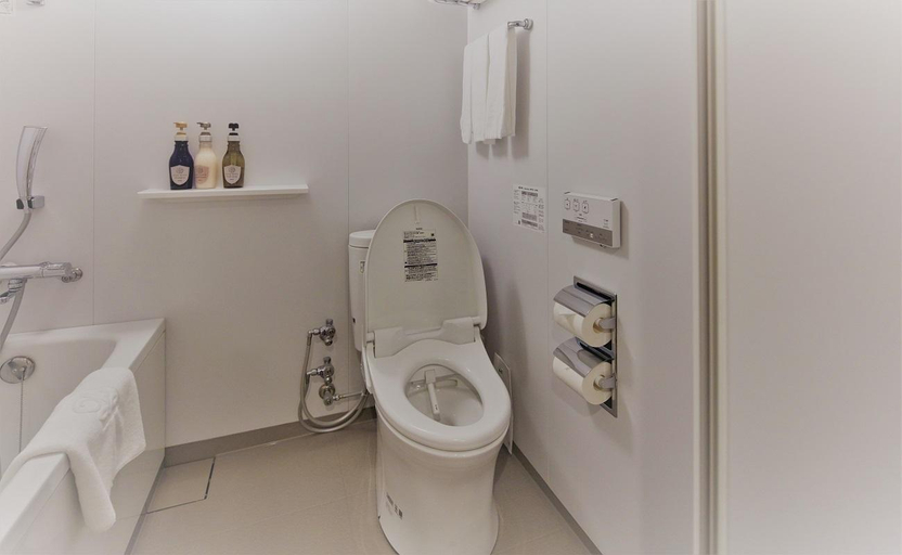 Bathroom 4