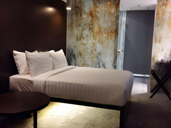 Bedroom 13