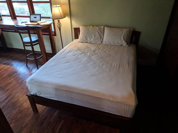 Bedroom, Fam Sugiono Cottage - Studio House, Gunung Kidul