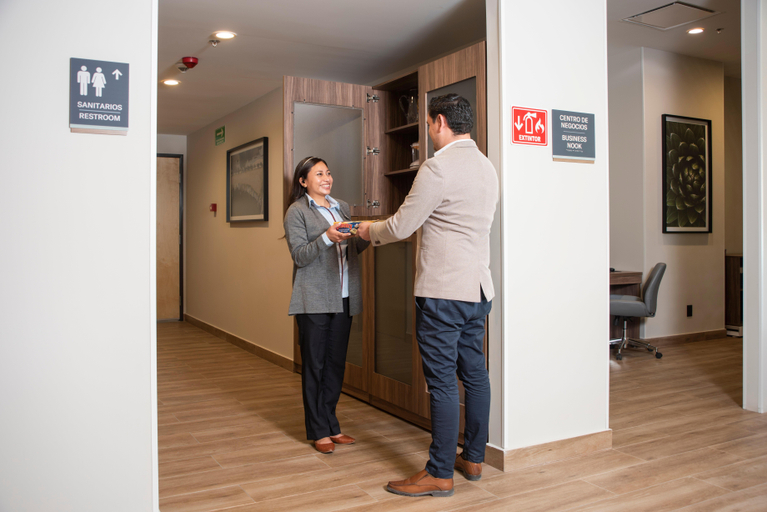 Public Area 3, Candlewood Suites GUADALAJARA GALERIAS, Zapopan