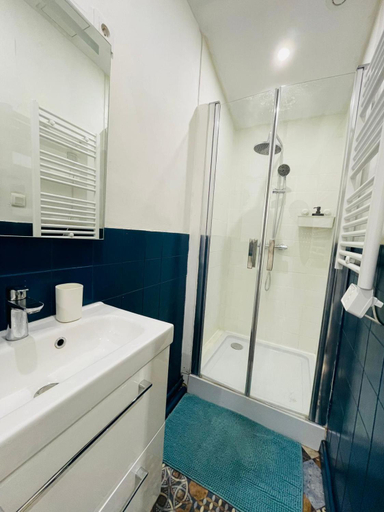 Others 5, Appartement Oasis de Confort, Nord