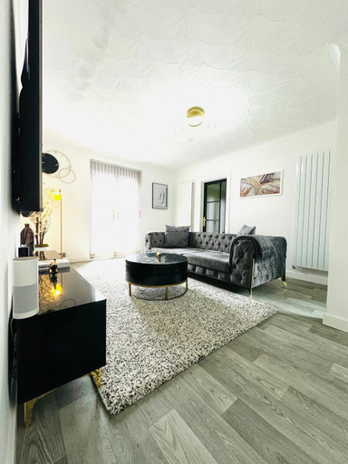 Others 5, Ensuite Luxury Bedroom In Purfleet, Thurrock