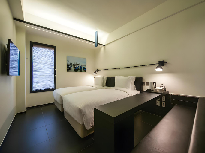 Bedroom 9