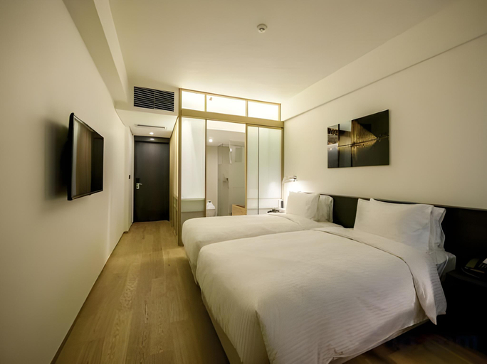 Bedroom 23