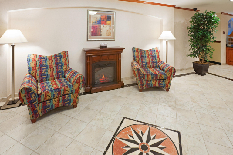 Public Area 2, Holiday Inn Express & Suites DECATUR by IHG, Wise
