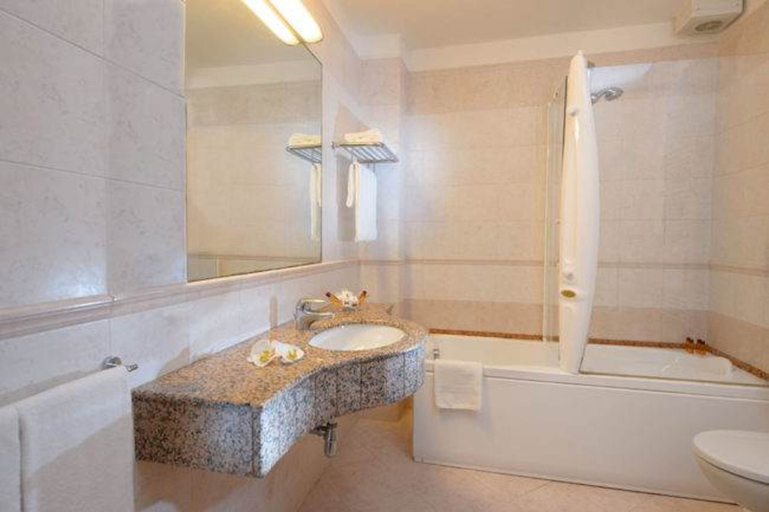 Bathroom 5, Ca' Rialto House, Venezia