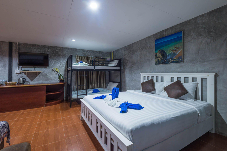 Bedroom 15