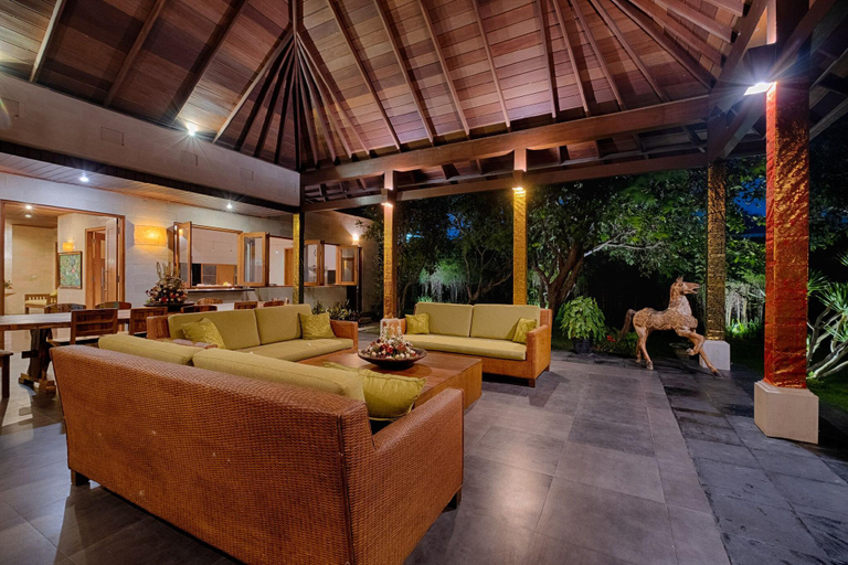 Kutus Kutus Ketewel Villa, Bali