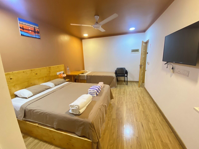 Others 5, Ever Blue Guest House, North Ari Atoll
