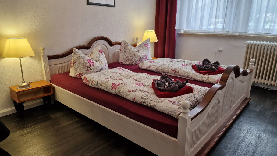 Bedroom 2, Pension Hamburg, Osterode am Harz