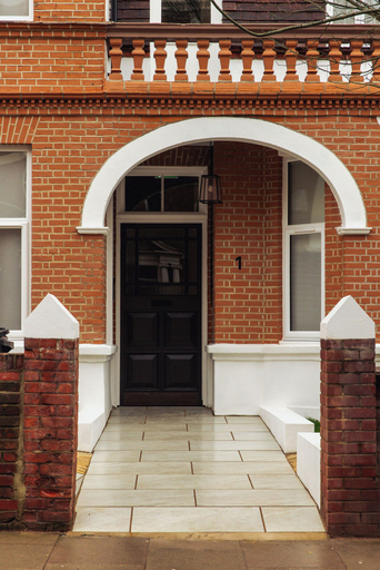 Exterior & Views 2, FiveM West Hampstead - North, London