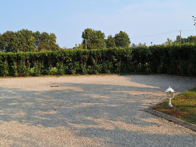 Others 5, Le pre du buis, Sarthe