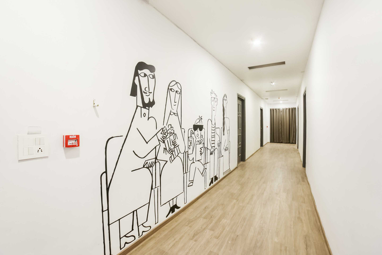 Public Area 5, Super Townhouse Rohini Sector 23, Delhi