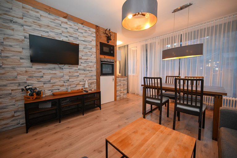 Room 2, Domizil Alpine Retreat 15 With Balcony, Zell am See