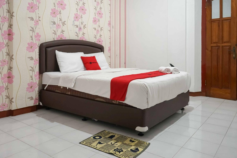Bedroom 13