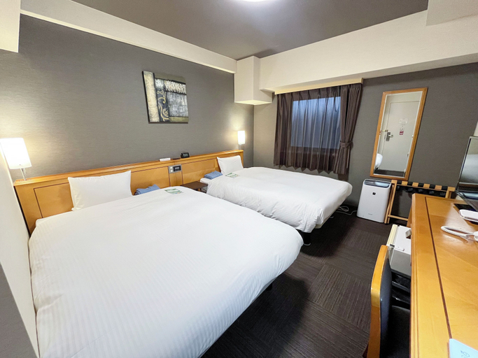 Bedroom 3, Hotel Route-Inn Naha Asahibashi Eki Higashi, Naha