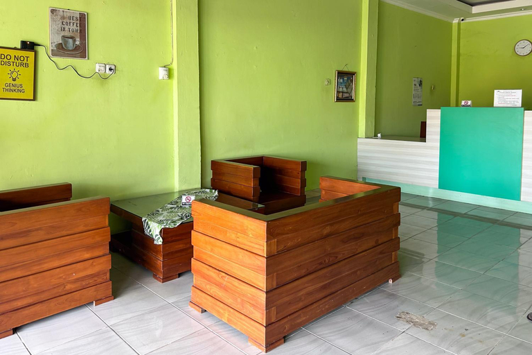 Public Area 3, RedDoorz Syariah Near SMA N 6 Palembang, Palembang