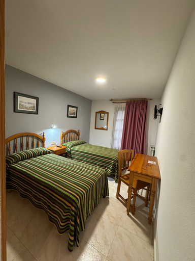 Others 5, HOSTAL MARBORE, Huesca