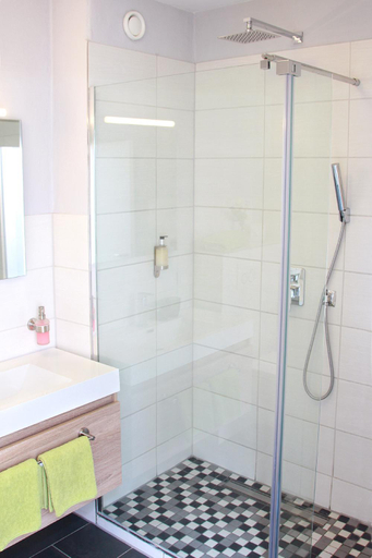 Bathroom 2, Hotel Quellenhof, Herzogtum Lauenburg