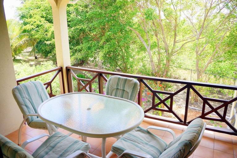 Others 5, Paradise Cove Resort