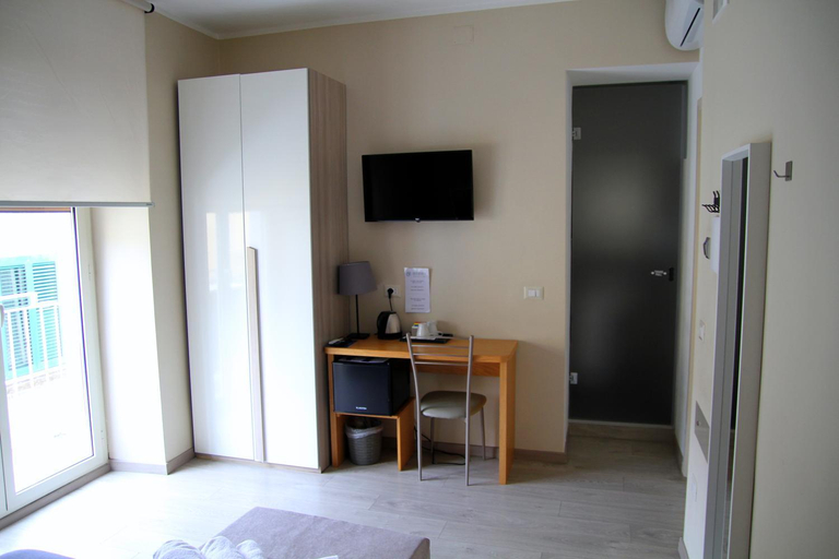 Bedroom 2, QuiSiSta, Napoli