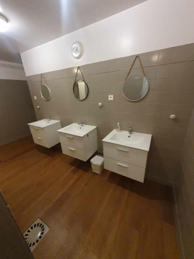 Bathroom 3, Les gites du chateau du cedre, Seine-Maritime