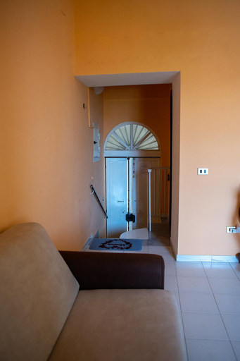 Others 2, Mandevilla Home, Caserta