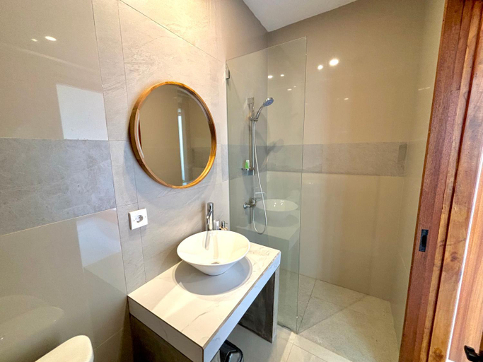 Bathroom 2, Surya Mesari Villa, Denpasar