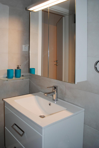 Bathroom 3, Renovated Modern & Specious 2Bd Apt Athens center, Attica