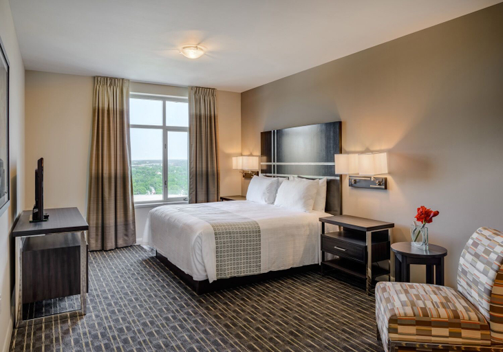 Bedroom 4, Broadway Plaza, Trademark Collection by Wyndham, Olmsted