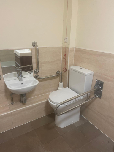 Bathroom 4, The Chetwynde - Self Check In HMO, Cumbria