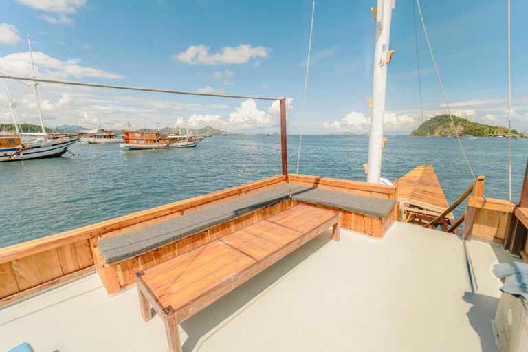 Exterior & Views 4, Boats Open Trip Komodo 3D2N, West Manggarai