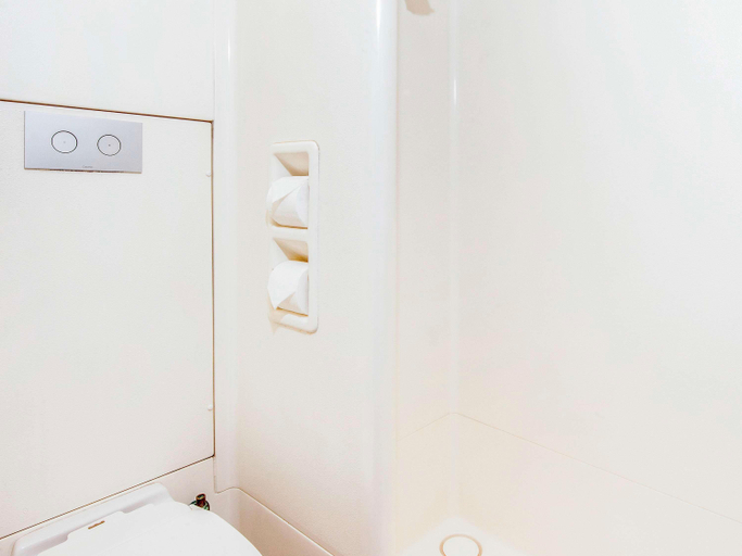 Bathroom 6