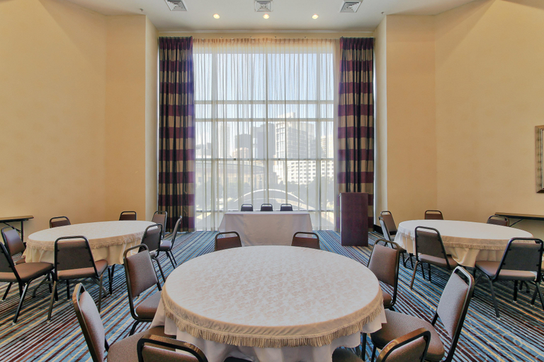 Food & Drinks 5, Best Western Premier Houston Downtown/Convention C, Houston