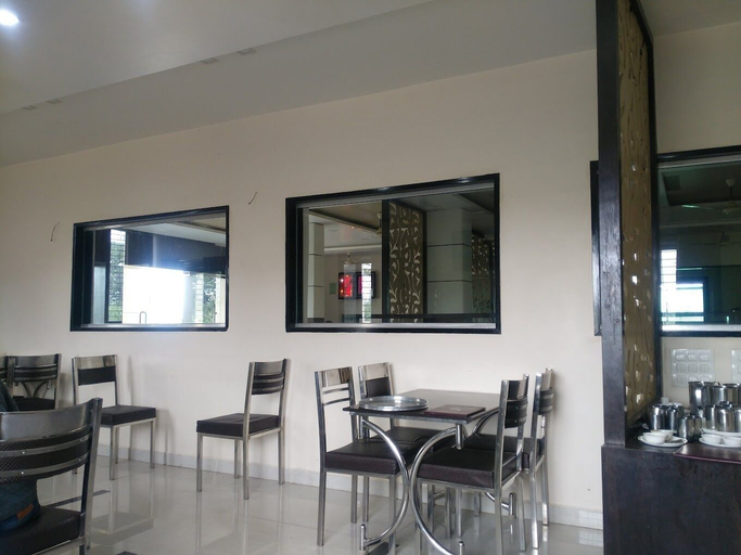 Food & Drinks 3, Hotel Bhagyalaxmi, Satara