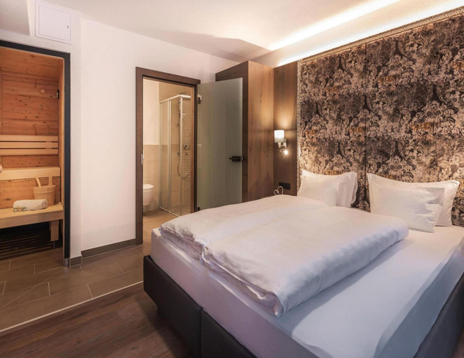 Room 3, Apartment in Ischgl With Balcony or Terrace, Landeck