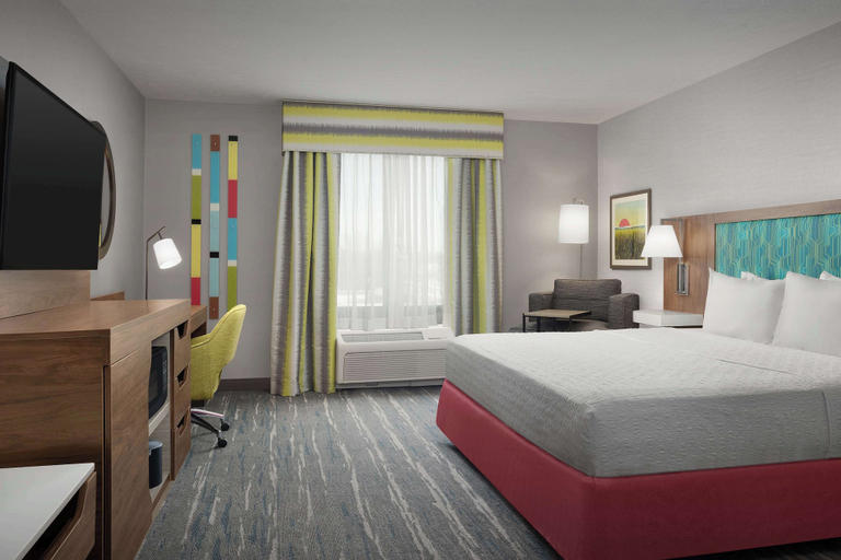 Bedroom 3, Hampton Inn Waterloo Cedar Valley, Black Hawk