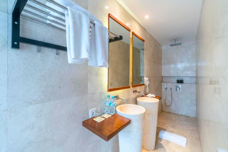 Bathroom 5, Chayanika 3 BR Private Pool Villa With Sea View ZN149, Badung