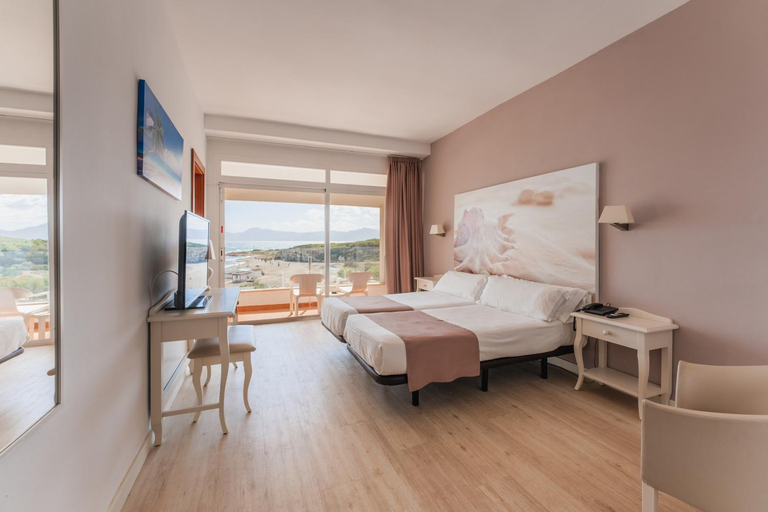 Bedroom 2, Son Baulo, Baleares