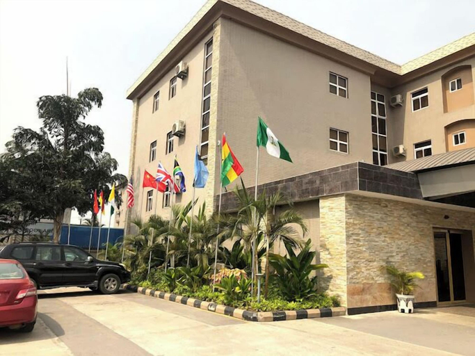 Exterior & Views 2, Watbridge Hotel and Suites, Uyo