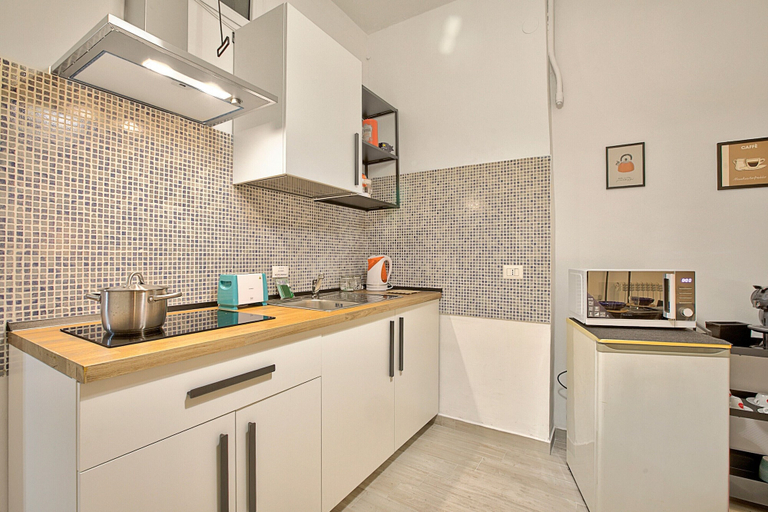 Private kitchen, Ravanas 314 Bari Near Station, Bari