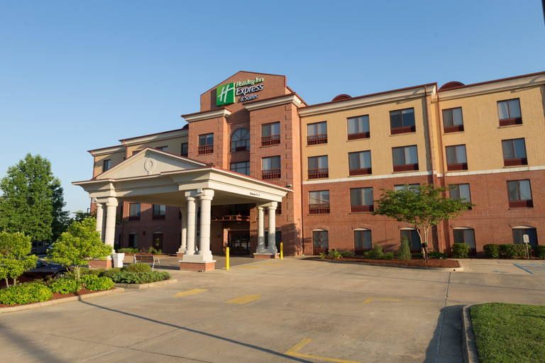 Exterior & Views 2, Holiday Inn Express & Suites CLINTON by IHG, Hinds