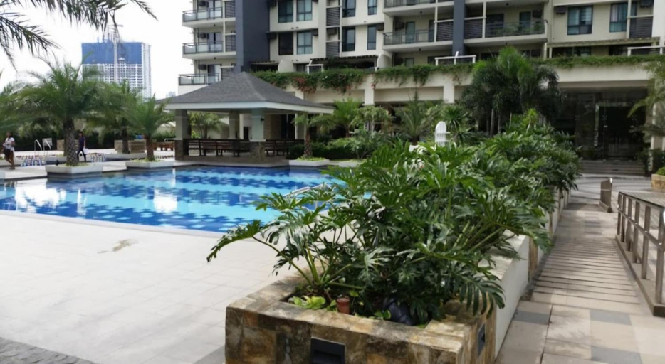 Sport & Beauty 2, Flair Towers Staycation with Pool, Mandaluyong