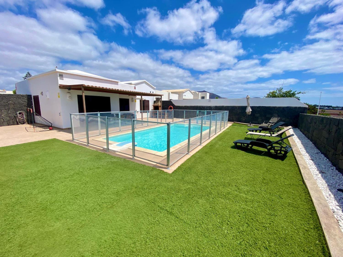 Sport & Beauty 3, Villa Abuelo Paco - Private heated pool, Las Palmas