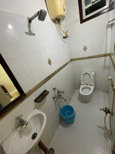 Bathroom 4, Grand View Residency Chennai, Chennai