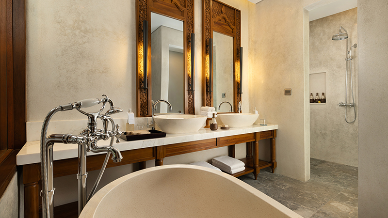 Bathroom 11