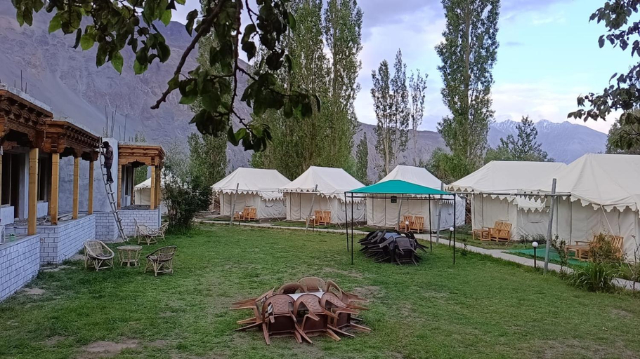 Others 4, Paradise North Camp, Leh