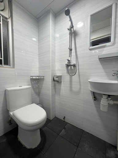 Bathroom 3